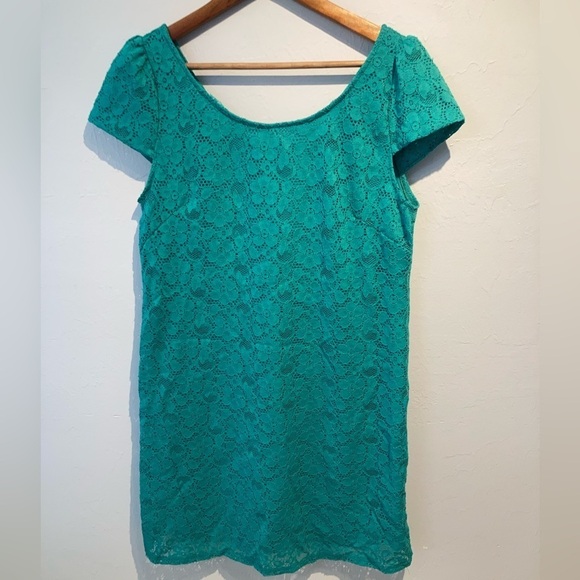New Francesca’s Collection Emerald Green Lace Dress Size Medium - Picture 1 of 6